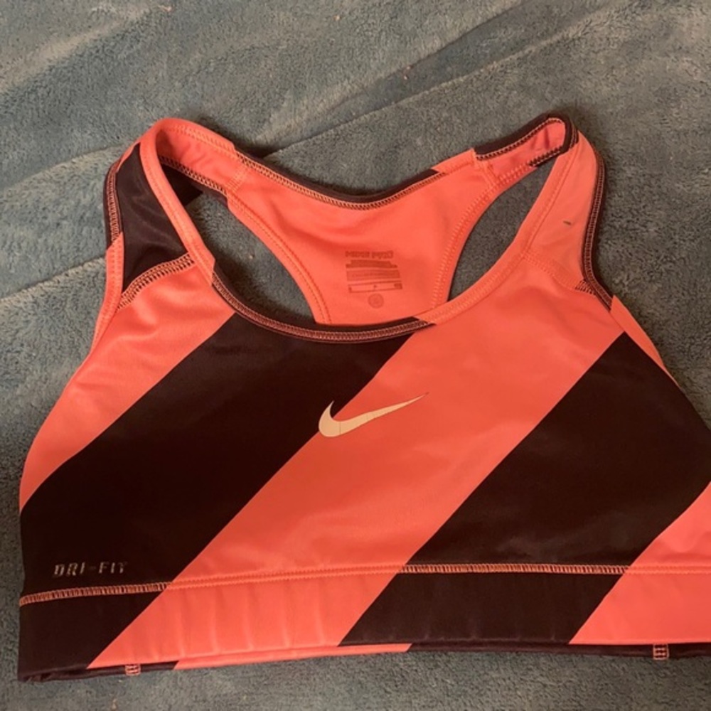 Nike Pro Sports Bra